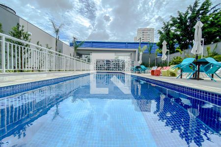 Apartamento para alugar com 38m², 2 quartos e sem vagaÁrea comum - Piscina
