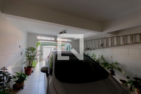 Casa à venda com 231m², 3 quartos e 2 vagas Casa à venda com 231m², 3 quartos e 2 vagasGaragem