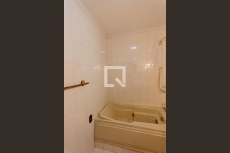 Casa à venda com 231m², 3 quartos e 2 vagas Casa à venda com 231m², 3 quartos e 2 vagasBanheiro da Suíte 3