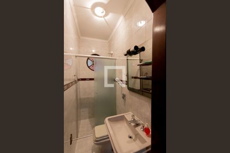 Casa à venda com 231m², 3 quartos e 2 vagas Casa à venda com 231m², 3 quartos e 2 vagasBanheiro da Suíte 1