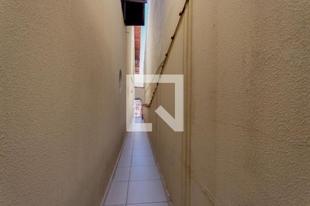 Casa à venda com 231m², 3 quartos e 2 vagas Casa à venda com 231m², 3 quartos e 2 vagasCorredor