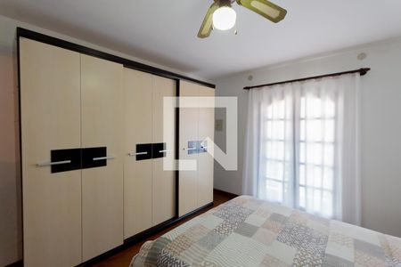 Casa à venda com 231m², 3 quartos e 2 vagas Casa à venda com 231m², 3 quartos e 2 vagasSuíte 3