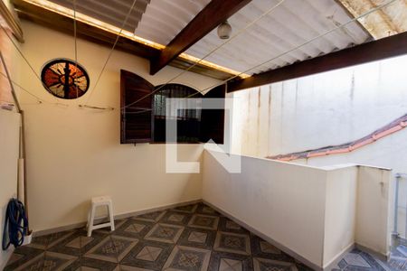 Casa à venda com 231m², 3 quartos e 2 vagas Casa à venda com 231m², 3 quartos e 2 vagasÁrea de Serviço - Externo