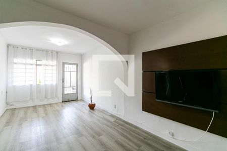 Sala 1 de casa para alugar com 2 quartos, 102m² em Vila Euthalia, São Paulo