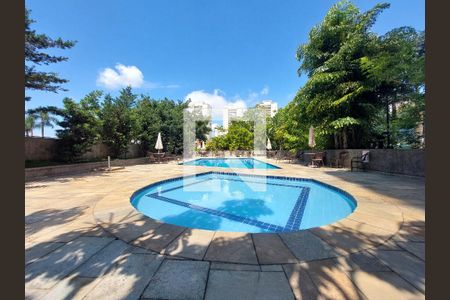 Apartamento para alugar com 147m², 4 quartos e 3 vagas Apartamento para alugar com 147m², 4 quartos e 3 vagasPiscina