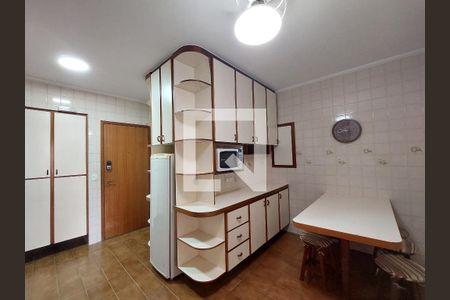Cozinha de apartamento para alugar com 4 quartos, 147m² em Vila Sofia, São Paulo