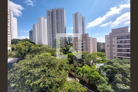 Apartamento para alugar com 147m², 4 quartos e 3 vagas Apartamento para alugar com 147m², 4 quartos e 3 vagasVista - Quarto 3