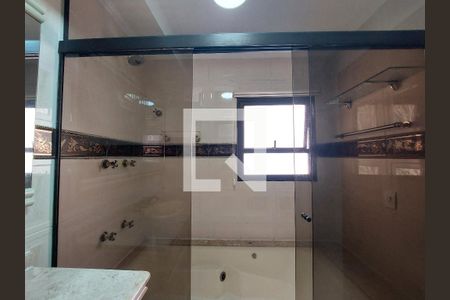 Apartamento para alugar com 147m², 4 quartos e 3 vagas Apartamento para alugar com 147m², 4 quartos e 3 vagasBanheira / Banheiro 2