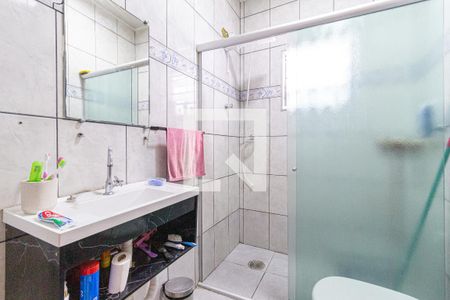 Casa à venda com 182m², 4 quartos e 4 vagas Casa à venda com 182m², 4 quartos e 4 vagasBanheiro