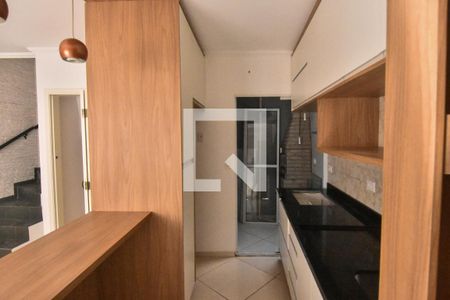 Casa de condomínio para alugar com 48m², 2 quartos e 2 vagas Casa de condomínio para alugar com 48m², 2 quartos e 2 vagasCozinha