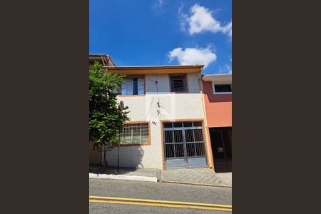 Casa à venda com 124m², 3 quartos e 1 vaga Casa à venda com 124m², 3 quartos e 1 vagaFachada