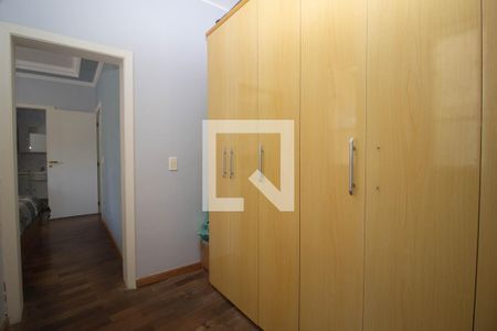 Casa à venda com 450m², 4 quartos e 4 vagasQuarto 1 - Closet