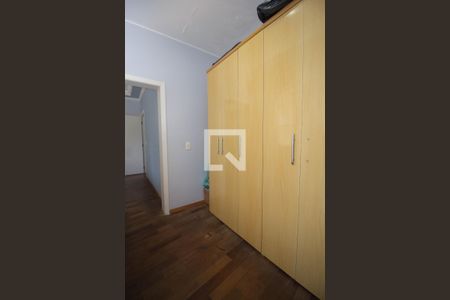 Casa à venda com 450m², 4 quartos e 4 vagasQuarto 1 - Closet