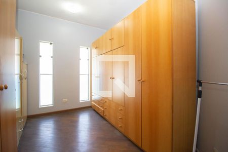 Casa à venda com 450m², 4 quartos e 4 vagasCloset do quarto 3 