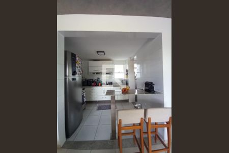 Apartamento à venda com 85m², 3 quartos e 2 vagasCozinha