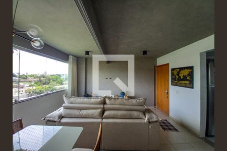 Sala de apartamento à venda com 3 quartos, 85m² em Nova Suíça, Belo Horizonte