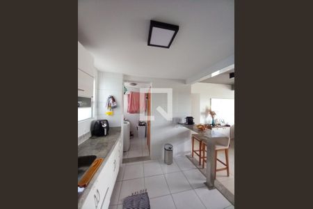 Apartamento à venda com 85m², 3 quartos e 2 vagasCozinha