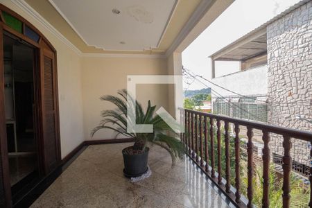 Apartamento à venda com 100m², 3 quartos e 1 vagaVaranda