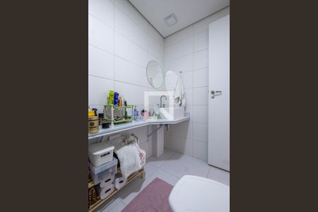Banheiro de kitnet/studio à venda com 1 quarto, 50m² em Pinheiros, São Paulo