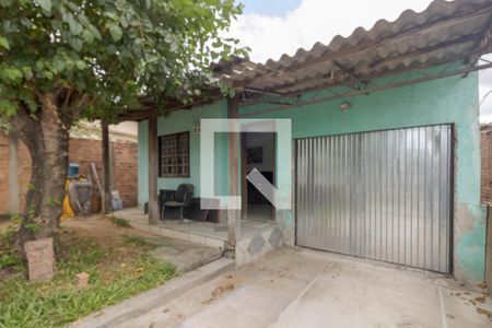 Casa à venda com 99m², 4 quartos e 8 vagasÁrea Externa