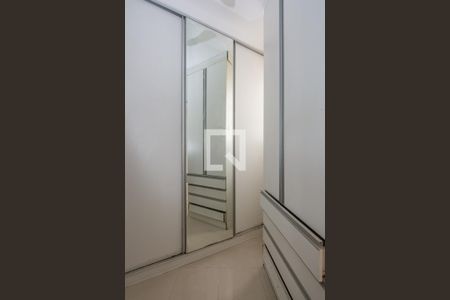 Casa à venda com 600m², 5 quartos e 4 vagasCloset da suíte