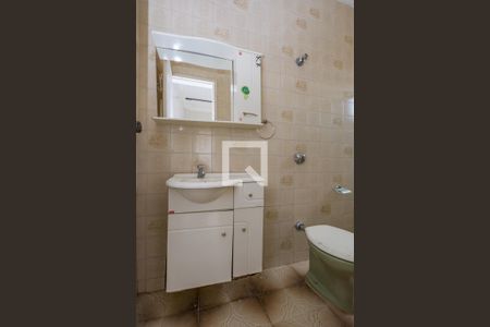 Casa à venda com 600m², 5 quartos e 4 vagasEdícula -Banheiro da Suíte 2