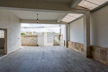 Casa à venda com 600m², 5 quartos e 4 vagasGaragem