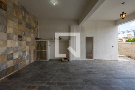 Casa à venda com 600m², 5 quartos e 4 vagasGaragem