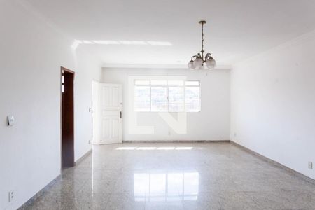 Casa à venda com 5 quartos, 600m² em Santa Lúcia, Belo Horizonte