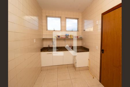 Cozinha  de apartamento à venda com 3 quartos, 95m² em Santa Ines, Belo Horizonte