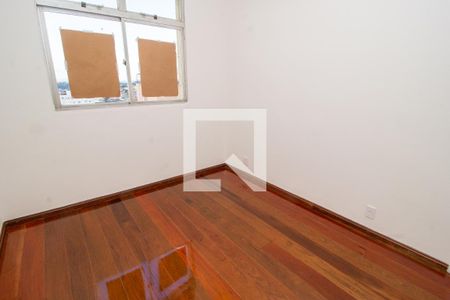 Apartamento à venda com 95m², 3 quartos e 2 vagasQuarto