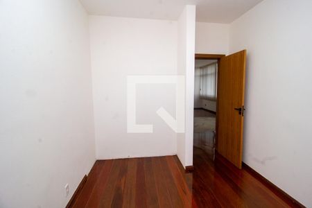 Apartamento à venda com 95m², 3 quartos e 2 vagasQuarto