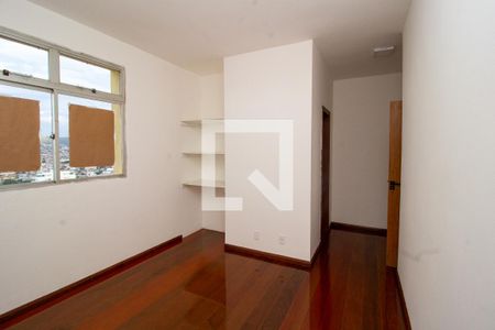 Apartamento à venda com 95m², 3 quartos e 2 vagasQuarto