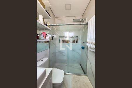 Casa à venda com 250m², 4 quartos e 3 vagasBanheiro Quarto 4 - Suíte