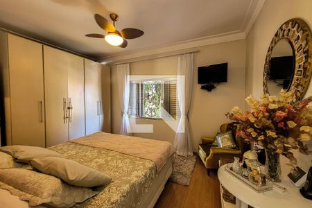 Casa à venda com 250m², 4 quartos e 3 vagasQuarto 4 - Suíte