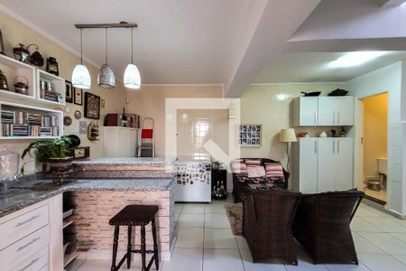 Casa à venda com 250m², 4 quartos e 3 vagasarea de lazer