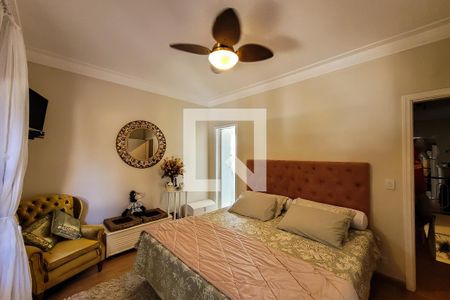 Casa à venda com 250m², 4 quartos e 3 vagasQuarto 4 - Suíte