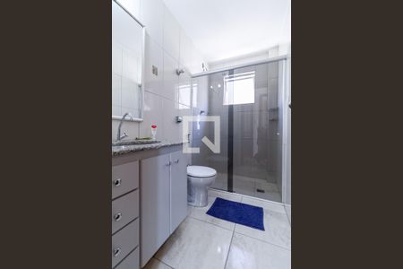 Apartamento à venda com 182m², 3 quartos e 2 vagasBanheiro social 