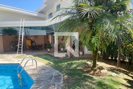 Casa de condomínio à venda com 462m², 4 quartos e 4 vagasPiscina