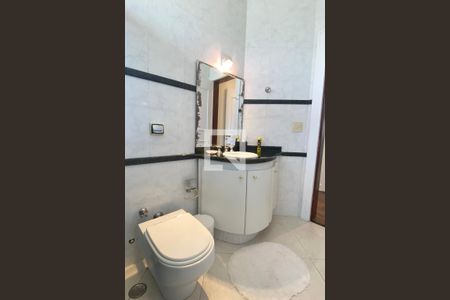 Casa de condomínio à venda com 462m², 4 quartos e 4 vagasBanheiro da Suíte 3