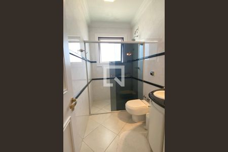 Casa de condomínio à venda com 462m², 4 quartos e 4 vagasBanheiro da Suíte 3