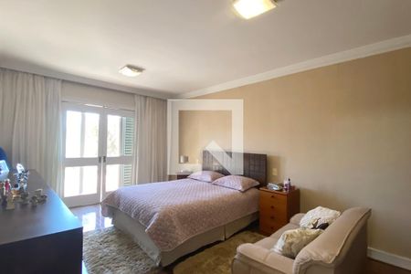 Casa de condomínio à venda com 462m², 4 quartos e 4 vagasSuíte 1