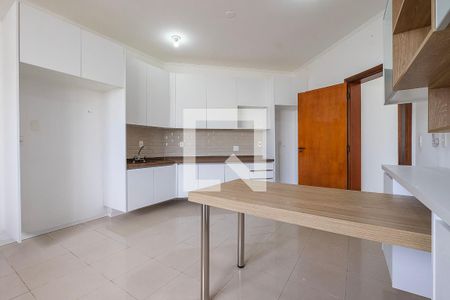 Apartamento para alugar com 300m², 4 quartos e 3 vagas Apartamento para alugar com 300m², 4 quartos e 3 vagasCozinha