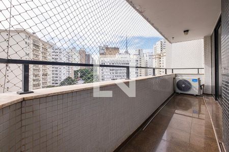 Apartamento para alugar com 300m², 4 quartos e 3 vagas Apartamento para alugar com 300m², 4 quartos e 3 vagasSala - Varanda