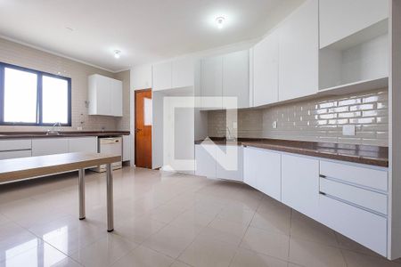 Apartamento para alugar com 300m², 4 quartos e 3 vagas Apartamento para alugar com 300m², 4 quartos e 3 vagasCozinha