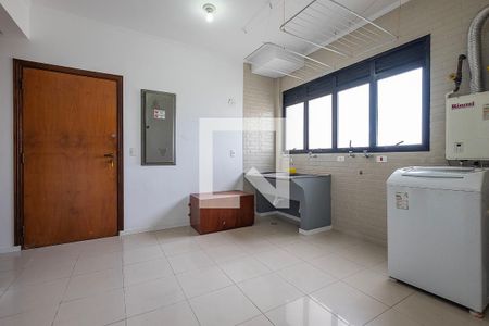 Apartamento para alugar com 300m², 4 quartos e 3 vagas Apartamento para alugar com 300m², 4 quartos e 3 vagasÁrea de Serviço