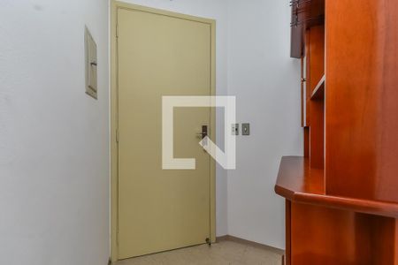 Entrada de apartamento à venda com 1 quarto, 40m² em Consolação, São Paulo
