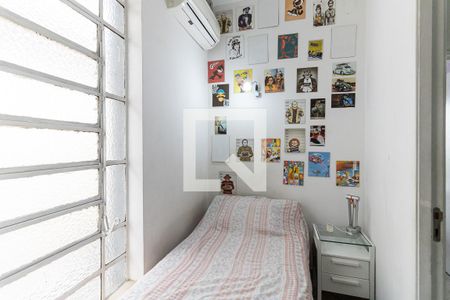 Casa à venda com 201m², 4 quartos e 3 vagas Casa à venda com 201m², 4 quartos e 3 vagasQuarto 4