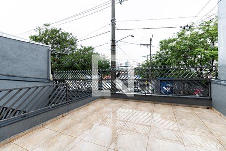 Casa à venda com 201m², 4 quartos e 3 vagas Casa à venda com 201m², 4 quartos e 3 vagasÁrea externa