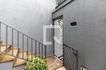 Casa à venda com 201m², 4 quartos e 3 vagas Casa à venda com 201m², 4 quartos e 3 vagasEntrada